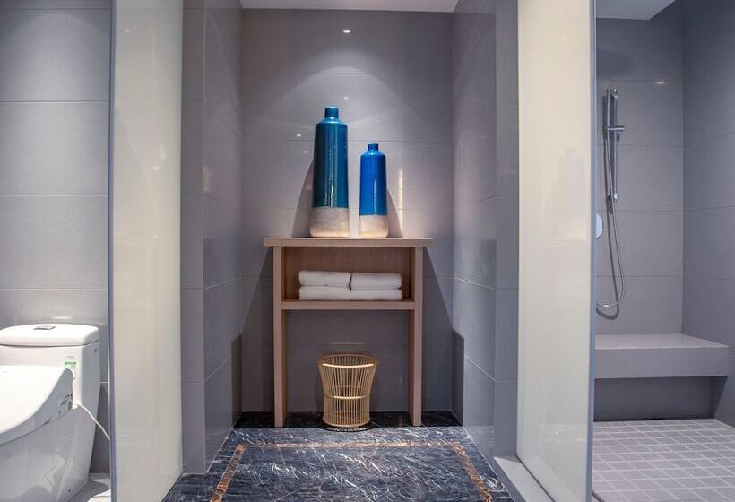 Shundi Shy Hotel Jinshan Lake Zhenjiang