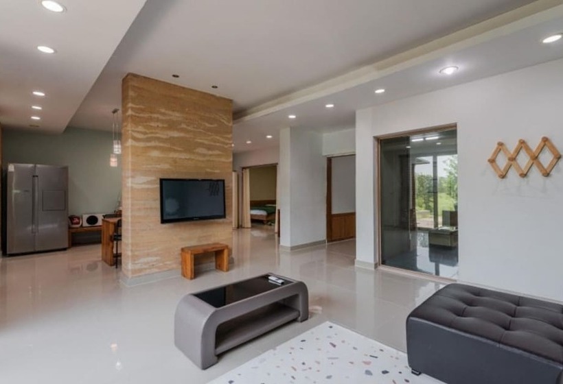 Gyeongju Capri Pension