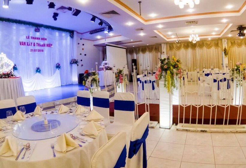 هتل Din Ky Cong Chao Binh Duong