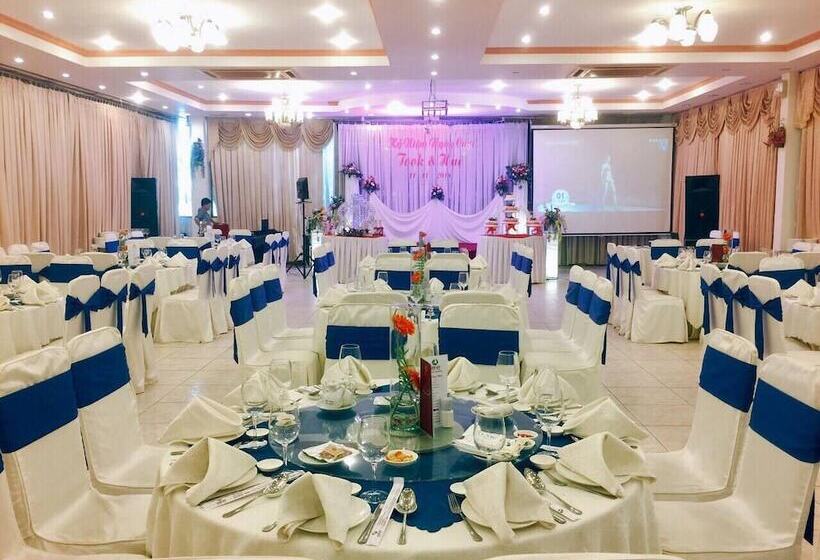 هتل Din Ky Cong Chao Binh Duong