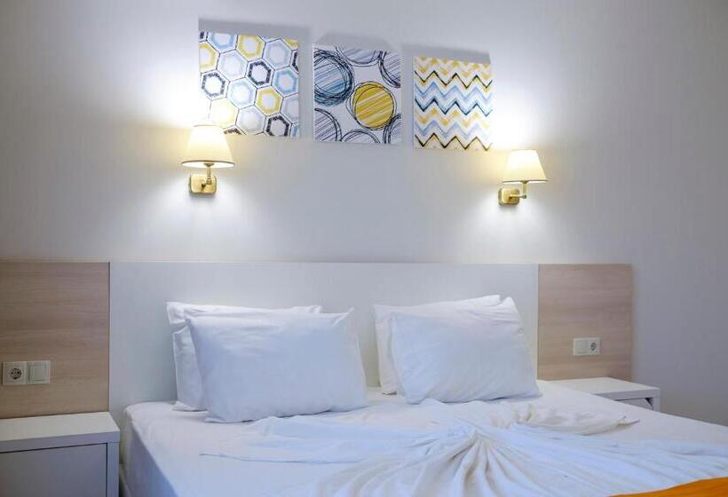 ホテル Garden Nevis   All Inclusive