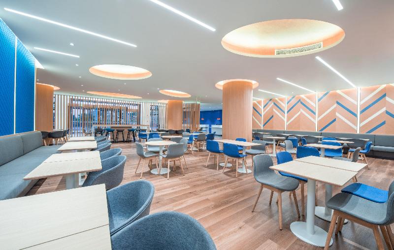 Отель Holiday Inn Express Dongyang Hengdian By Ihg