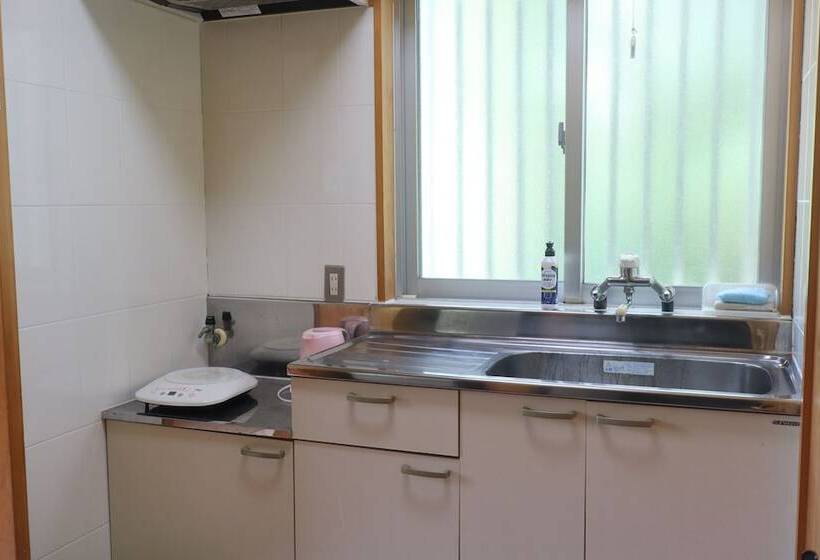 ホテル Minshuku Robinson