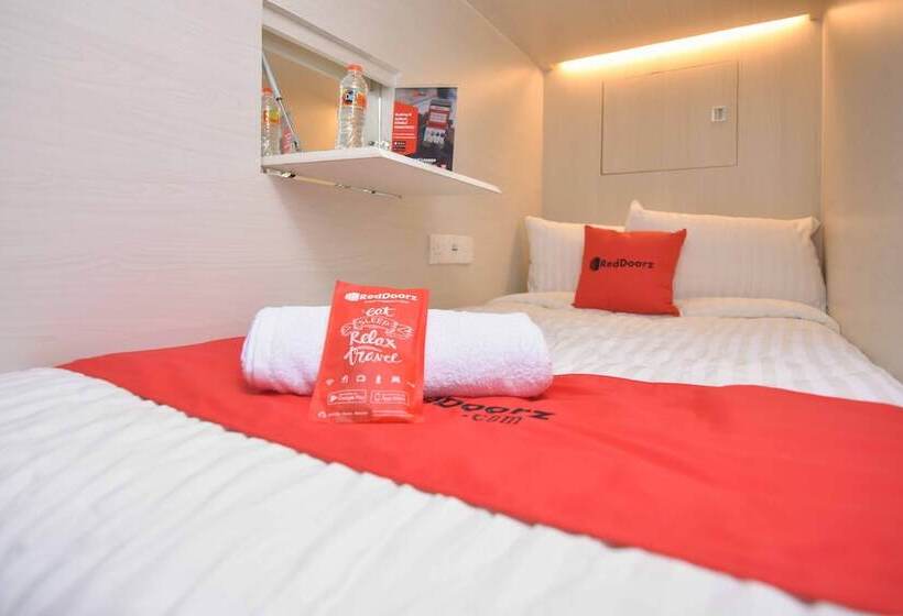 هتل Reddoorz Hostel Syariah @ Peunayong Banda Aceh