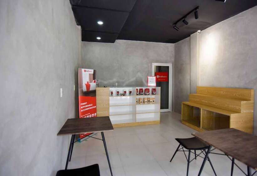 בית מלון כפרי Reddoorz Hostel Syariah @ Peunayong Banda Aceh