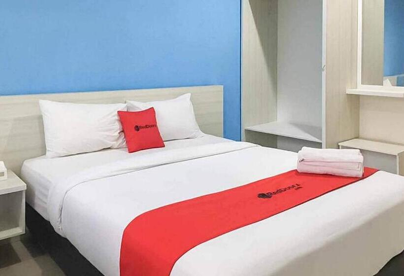 酒店 Reddoorz Plus @ Panorama Villas Batu