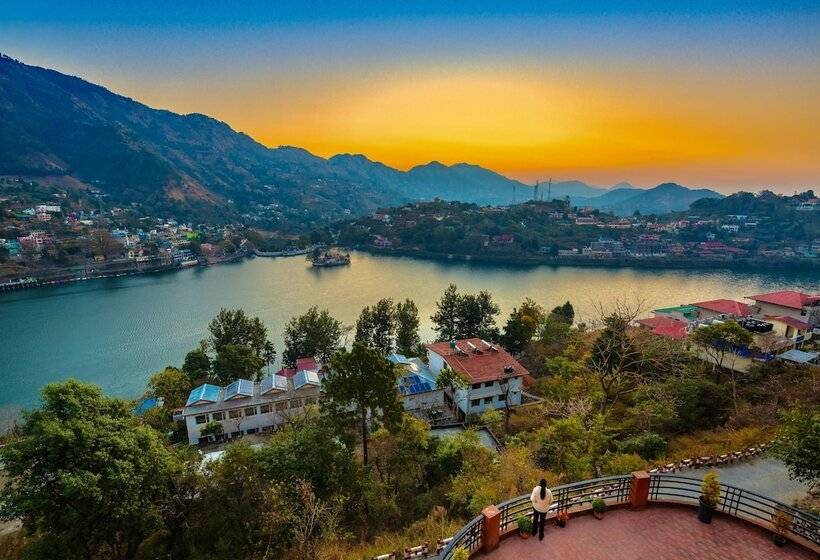 בית מלון כפרי Rosewood Retreat Bhimtal