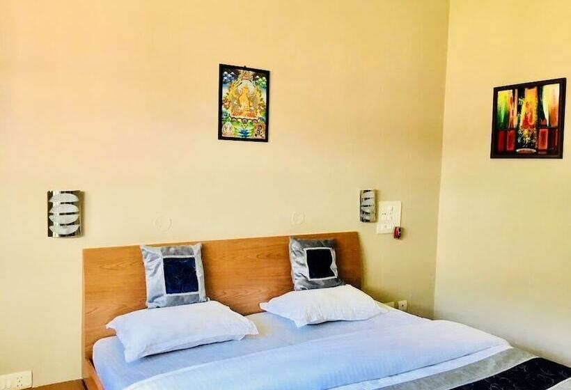 酒店 Tatva Bir Tents And