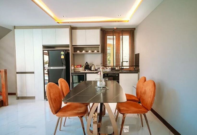 ホテル Yotaka Khanom