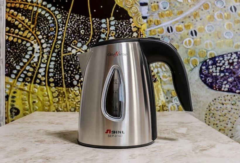 מוטל Andong Okdong Equus