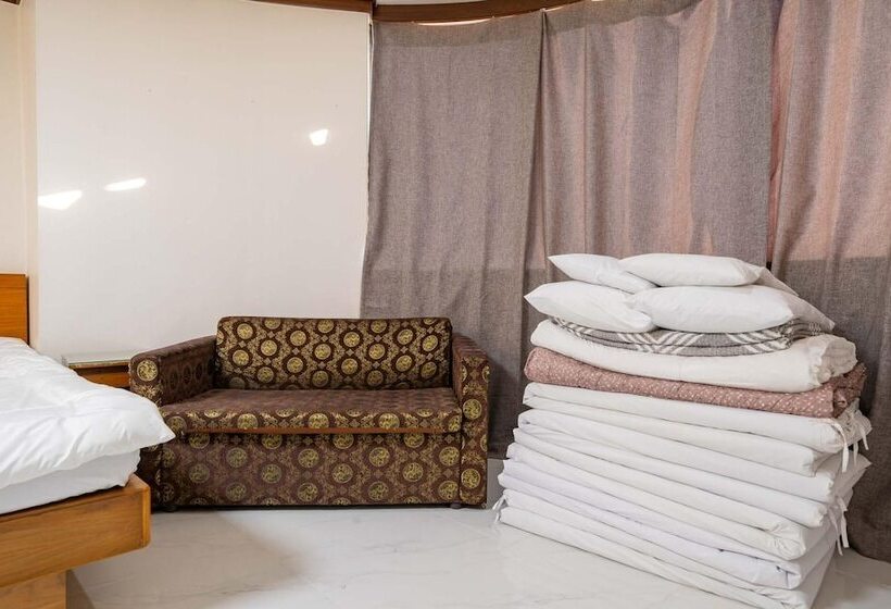 汽车旅馆  Cheorwon Pareseu