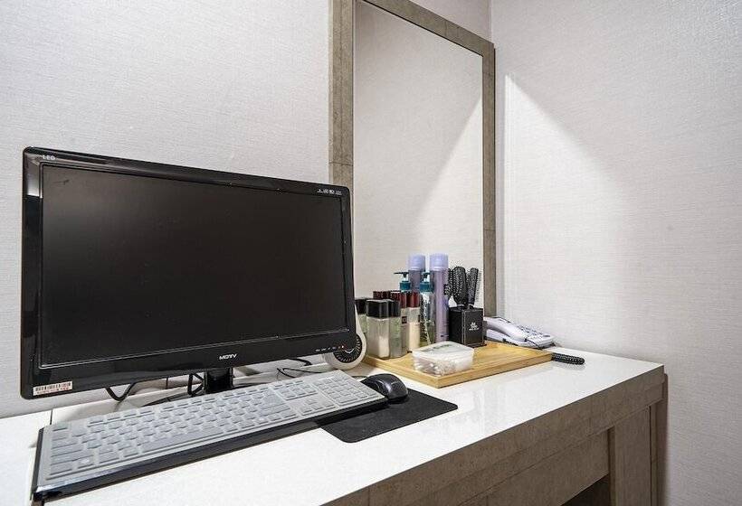 Motel Evian Drive In In Daejam Dong Pohang