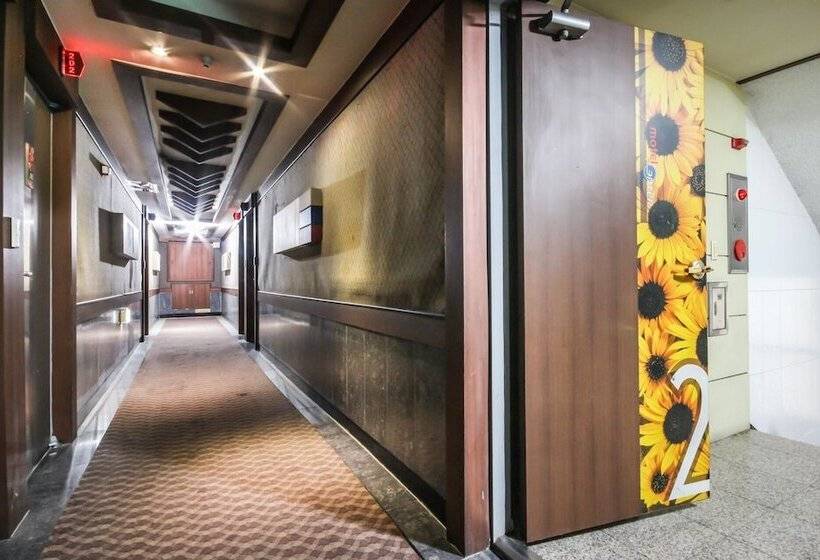 Motel Geochang Enter
