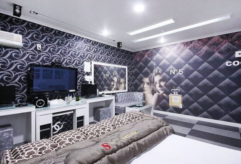 汽车旅馆  Gimcheon S