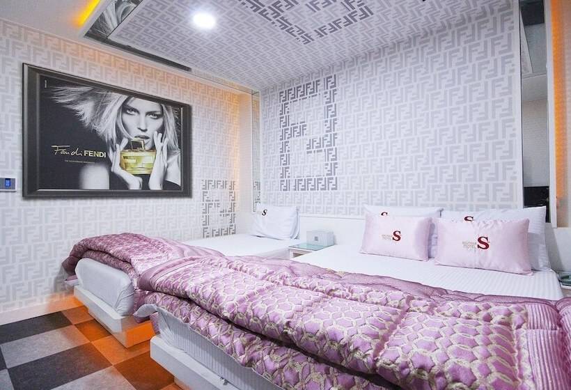 汽车旅馆  Gimcheon S