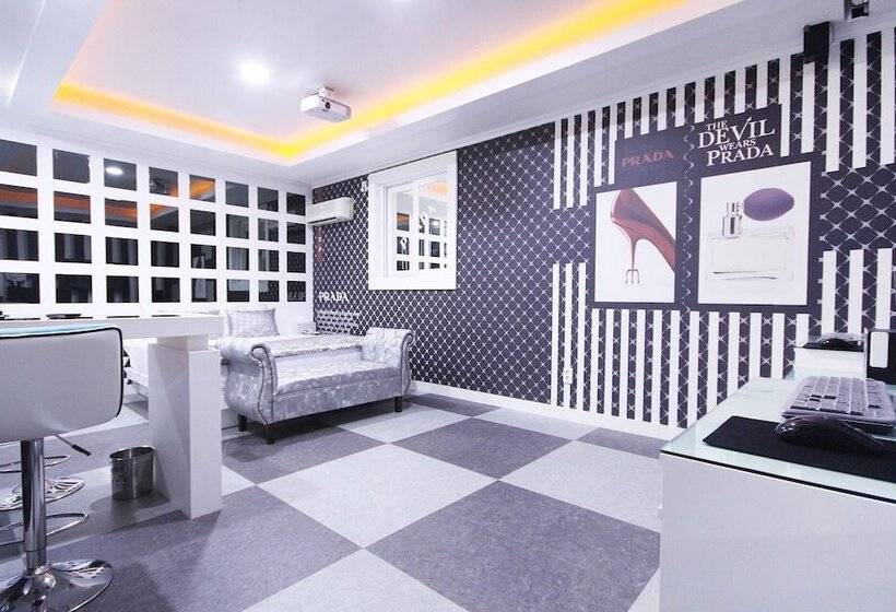 汽车旅馆  Gimcheon S