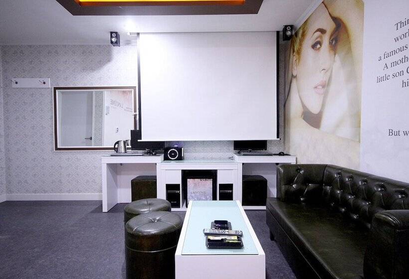 汽车旅馆  Gimcheon S