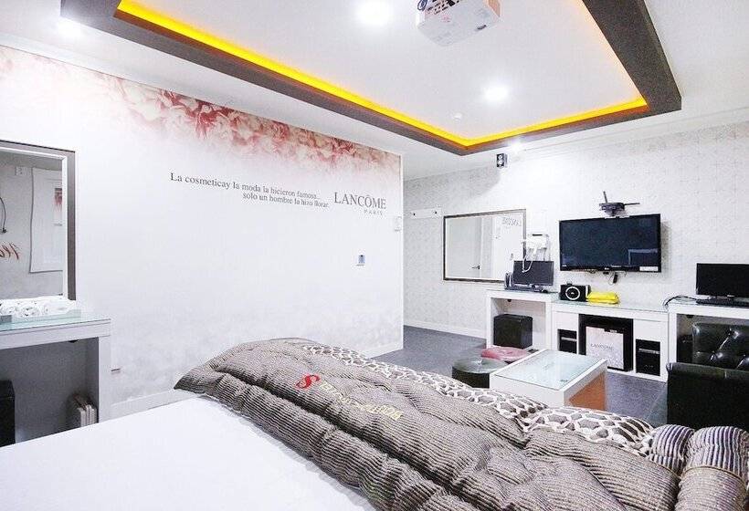 汽车旅馆  Gimcheon S