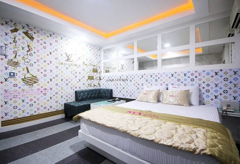 汽车旅馆  Gimcheon S