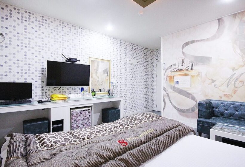 汽车旅馆  Gimcheon S