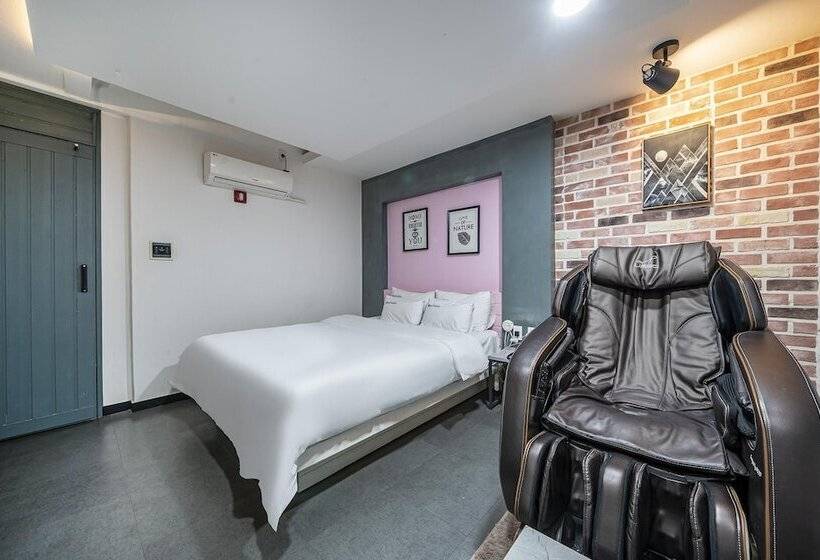 Motel Gongju Renaissance