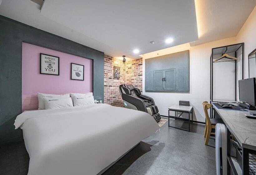 Motel Gongju Renaissance