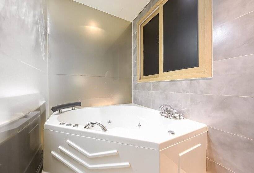 汽车旅馆  Mungyeong Jeomchon New