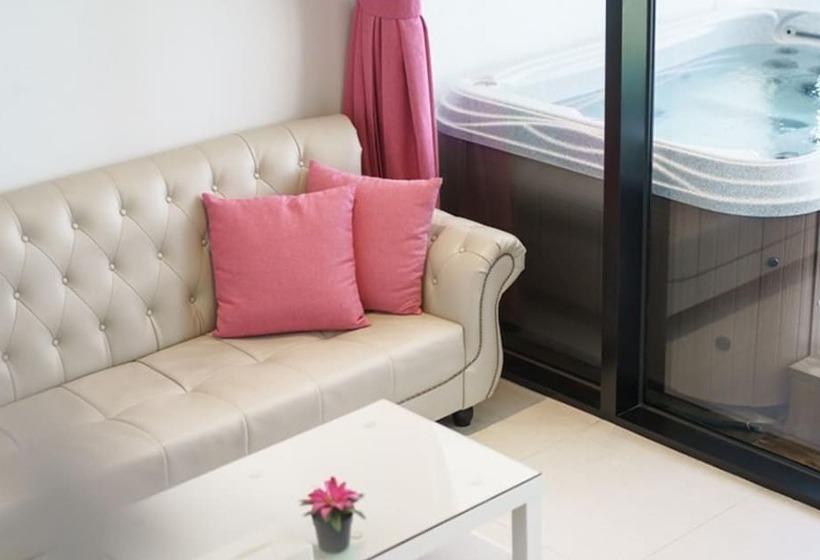 Pensione Goseong Croton Pool Villa