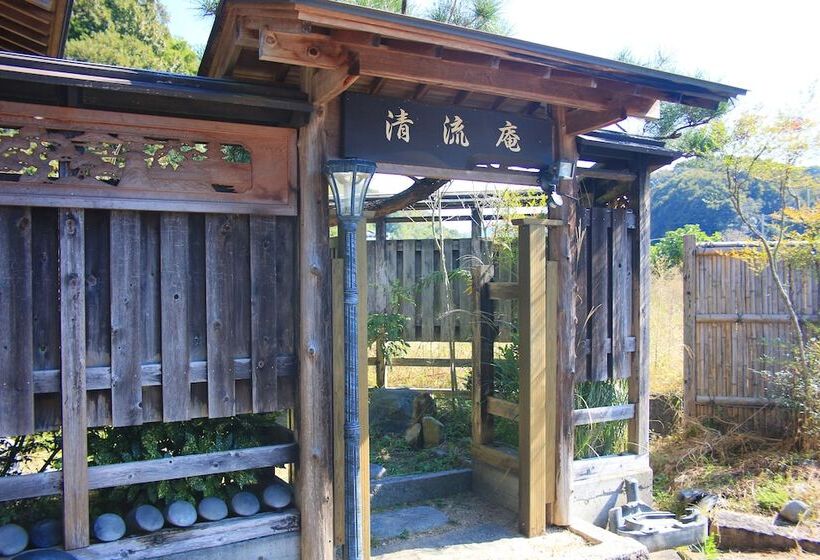 ペンション Mannou Seiryuan