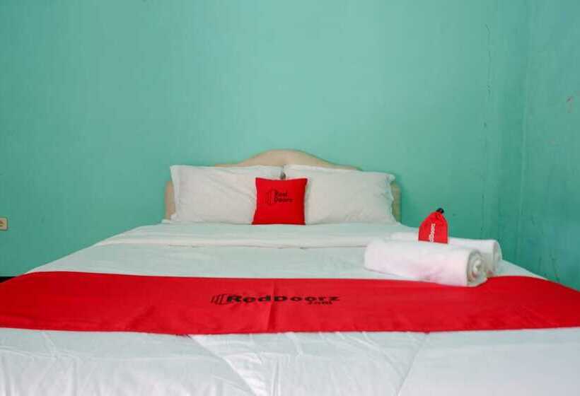 Пансион Reddoorz Syariah Near Sekuro Beach Jepara
