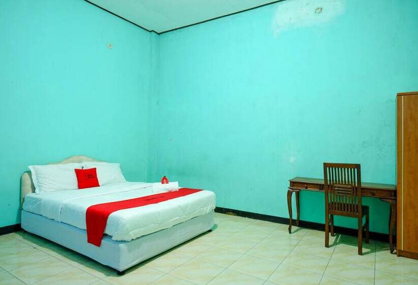 Пансион Reddoorz Syariah Near Sekuro Beach Jepara