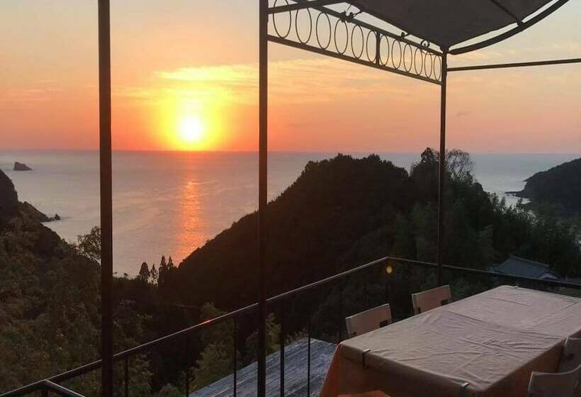 بنسيون Tennyoza