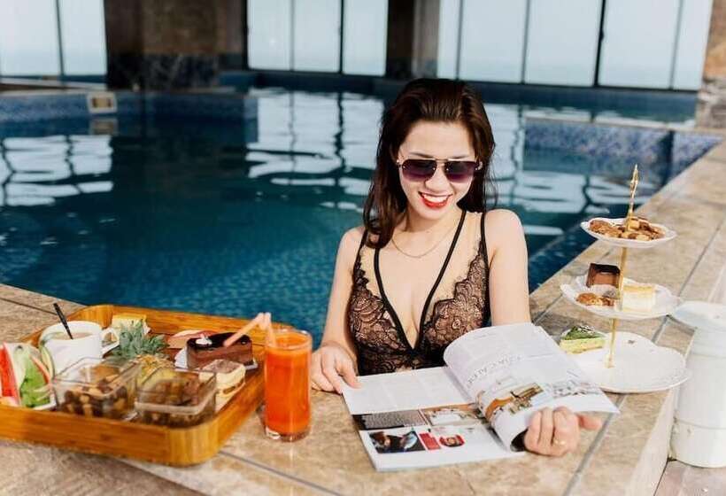 Thc Holiday Hotel Sam Son