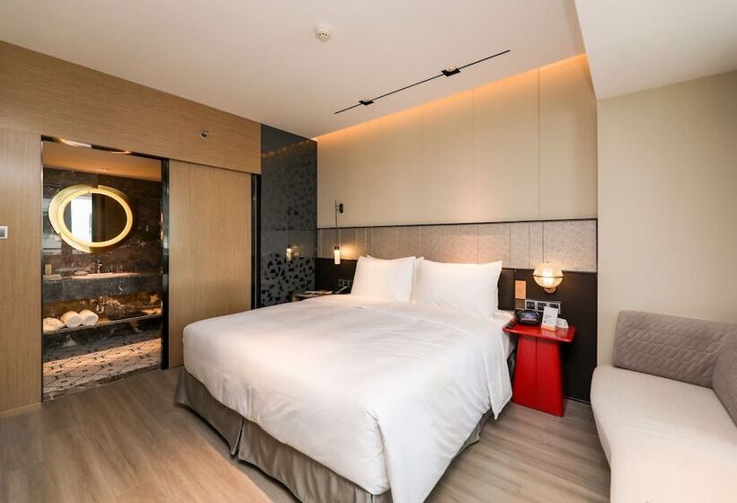 Ethoshotel Wuhan Riverside