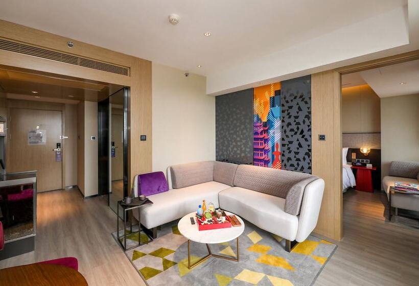 Ethoshotel Wuhan Riverside