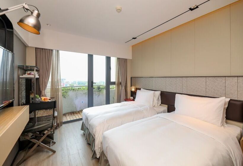 Ethoshotel Wuhan Riverside