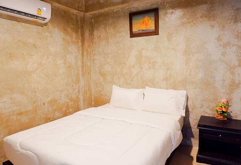 호텔 Baan Lung Yod Resort Keangkrachan