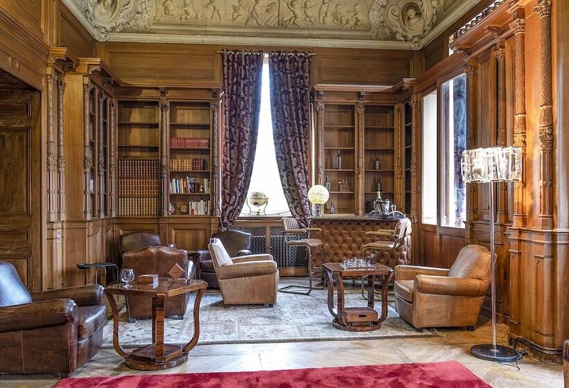 Отель Chateau De Tressé