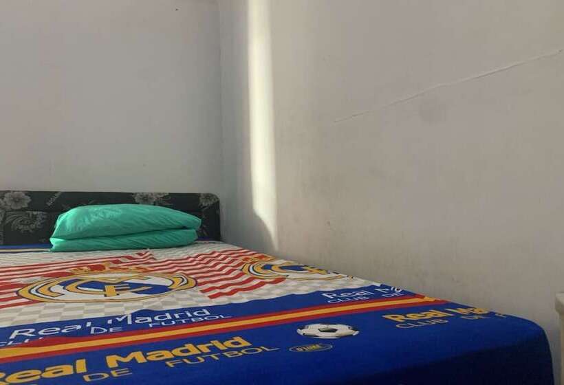 酒店 Dinar Homestay