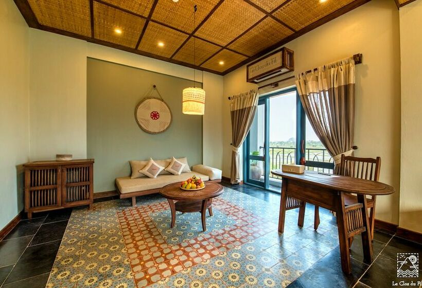 هتل Le Clos Du Fil