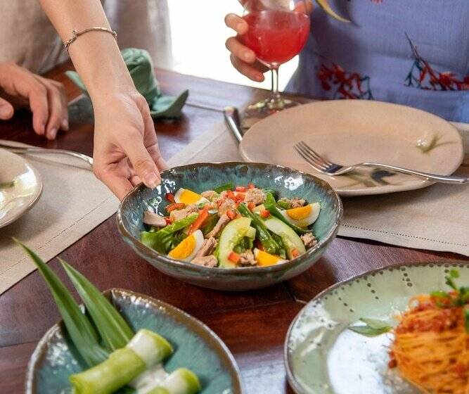 هتل Le Clos Du Fil