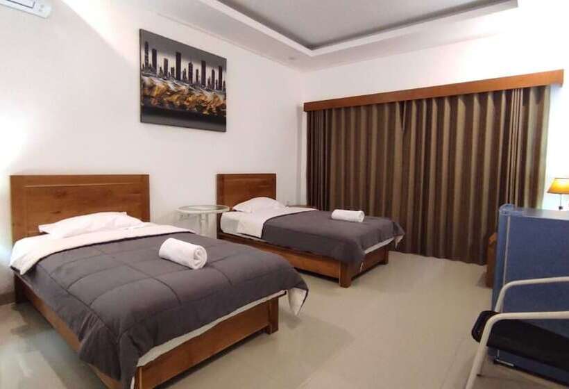 Hotel Manu Guest House 2