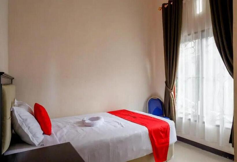 فندق Reddoorz At Makale Tana Toraja