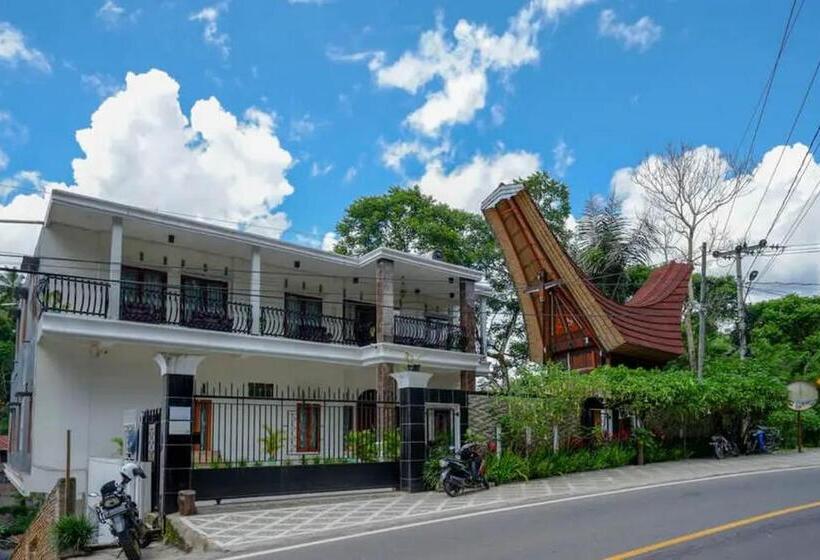 فندق Reddoorz At Makale Tana Toraja