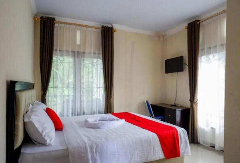 فندق Reddoorz At Makale Tana Toraja