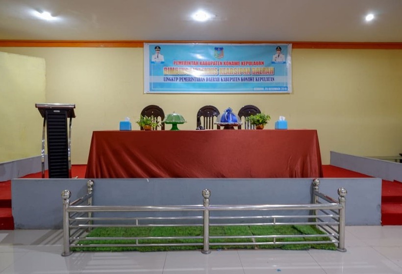 호텔 Reddoorz Near Citraland Waterpark Kendari