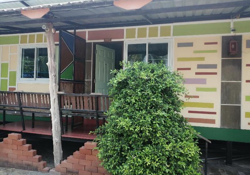 펜션 Nang Phraya Resort