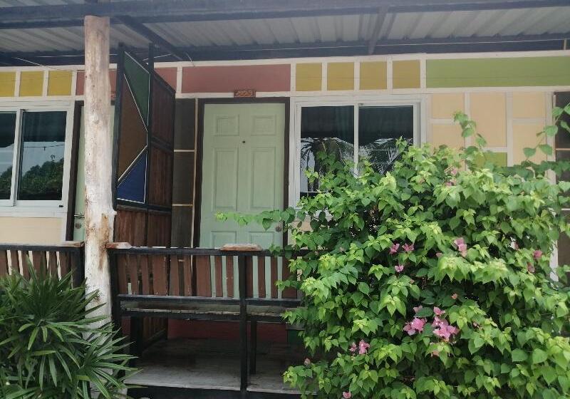 펜션 Nang Phraya Resort