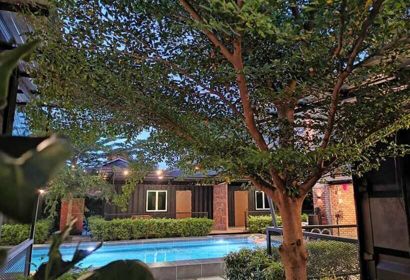 פנסיון Petak Padin Cottage By The Pool, Kepala Batas Penang