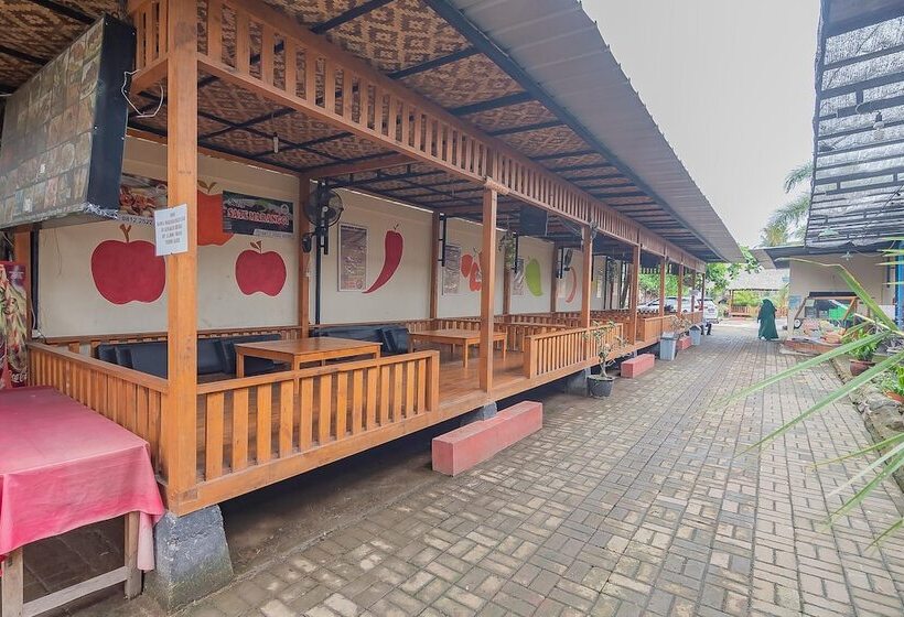 פנסיון Reddoorz Syariah @ Lafa Park Adventure